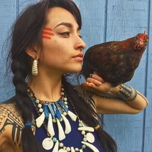 Meet your Posher, Ayla